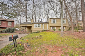 Quiet and Convenient Home 6 Mi to Stone Mtn!